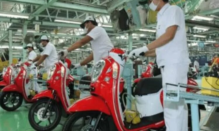 Do you want to work at PT AHM?  Following are the latest PT Astra Honda Motor Salaries for Several Positions